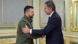 Antony Blinken met Volodymyr Zelensky in Kyiv